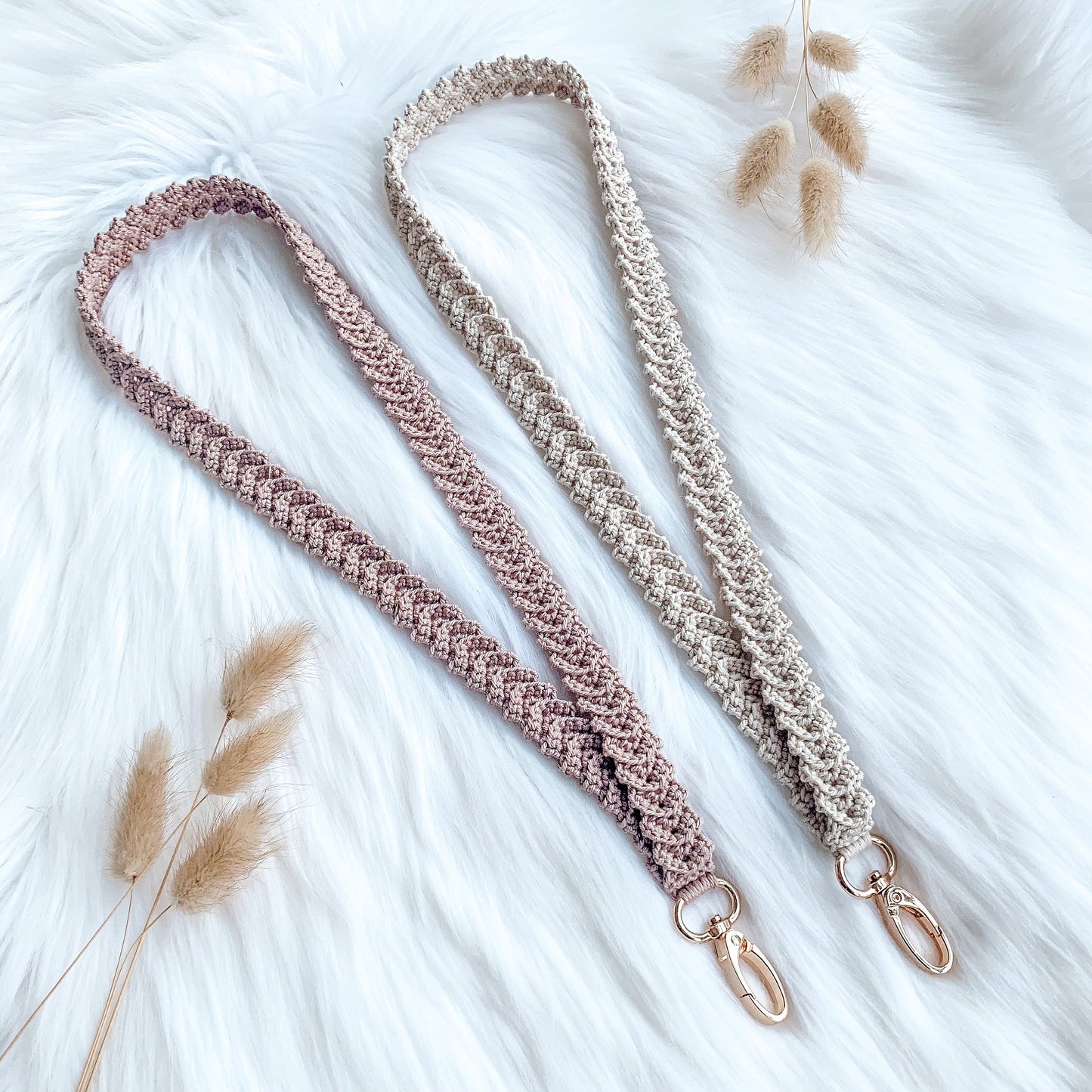 Virkat nyckelband "Freja" 3-i-1 (armband, halsband, tofs)