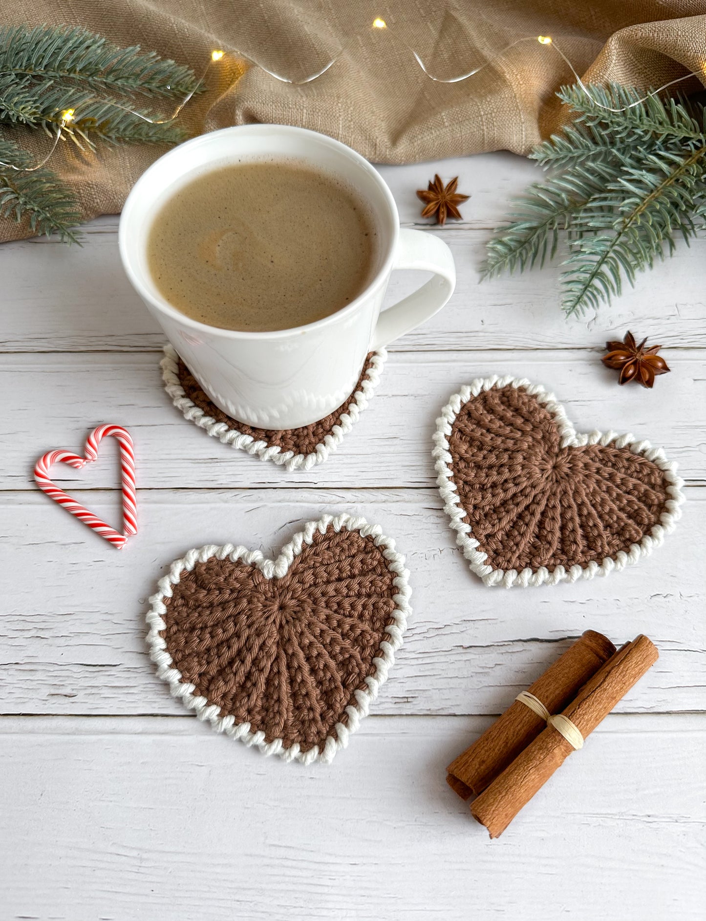 Crochet heart coasters "Frejdis"