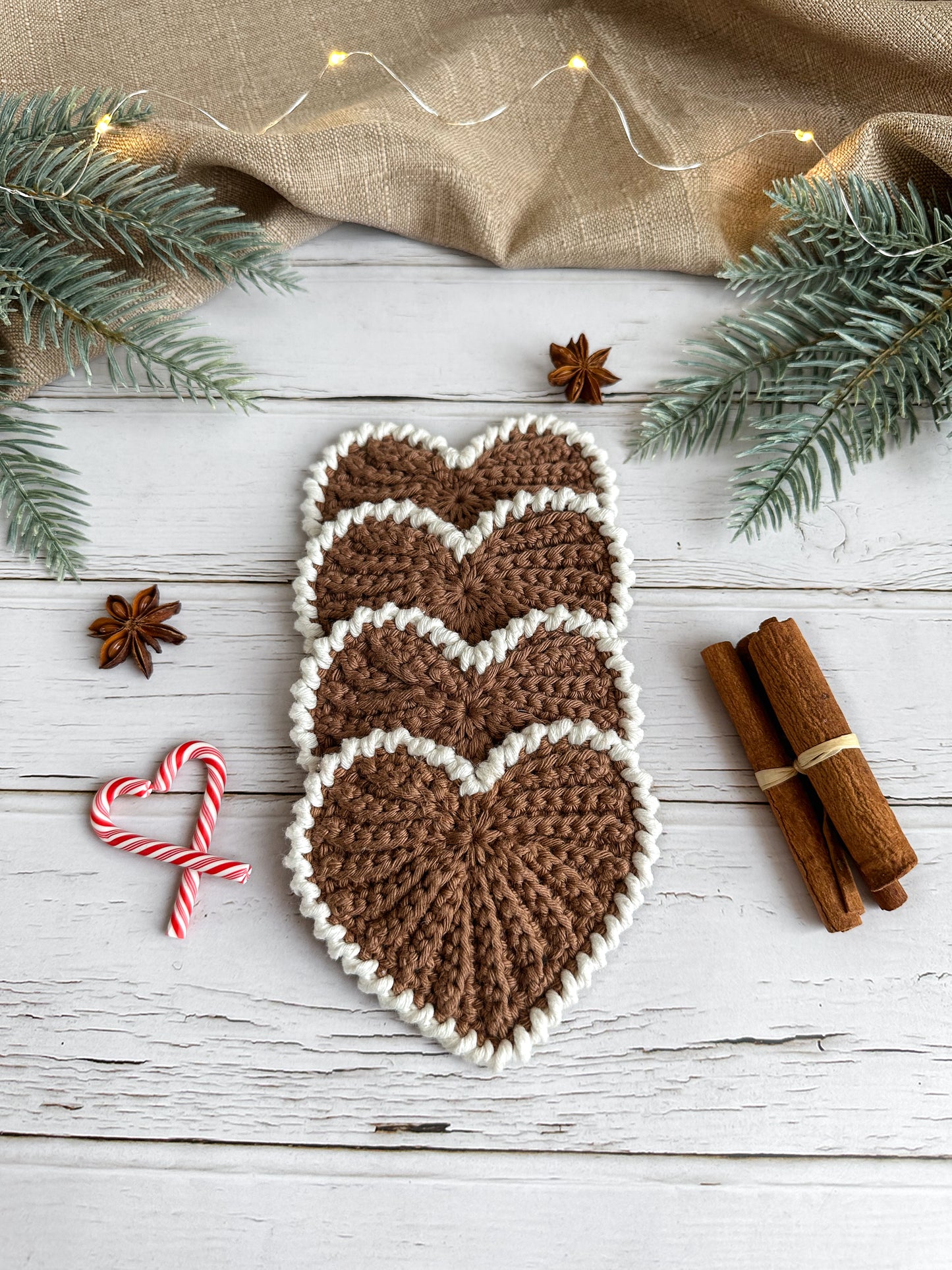 Crochet heart coasters "Frejdis"