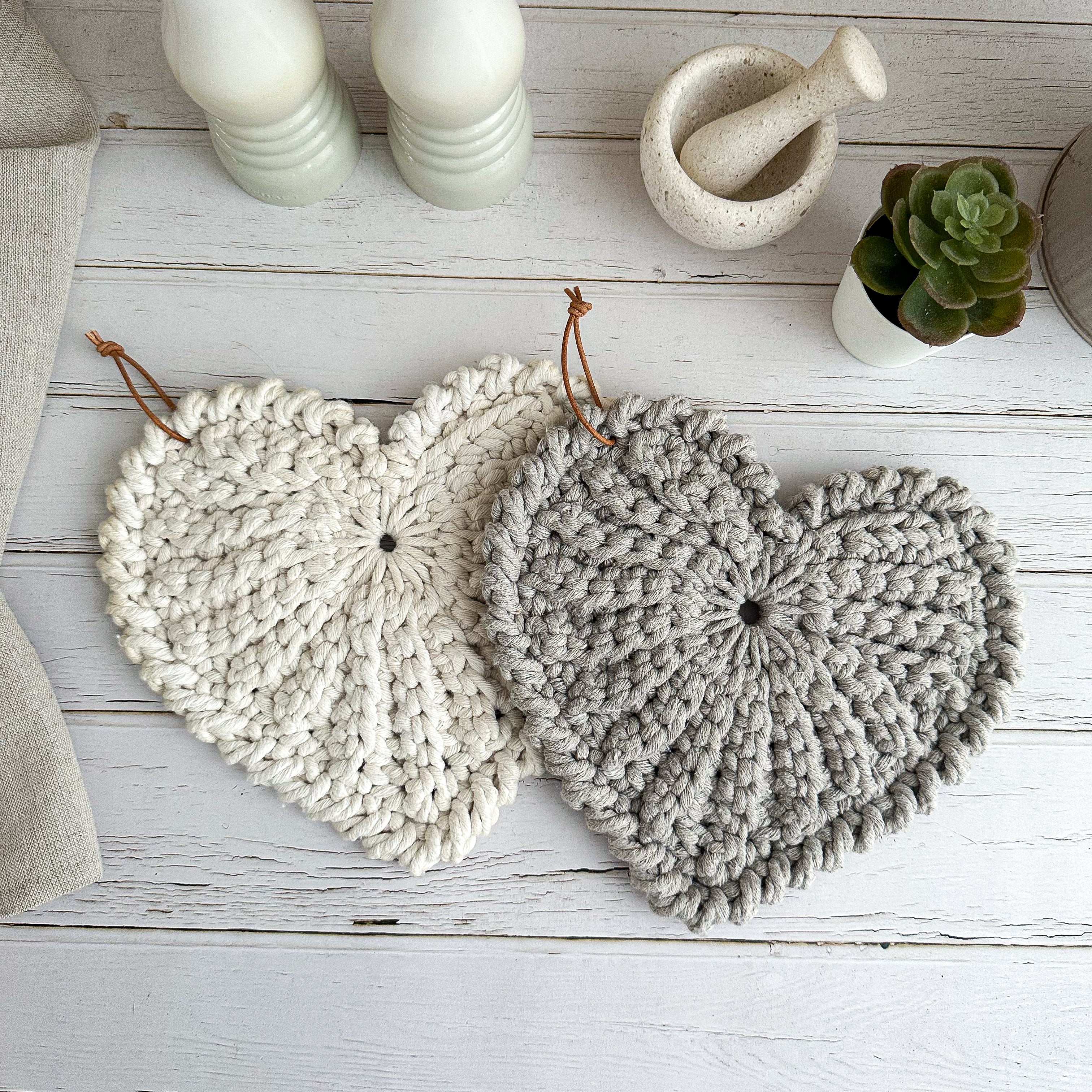 Crochet heart trivet 