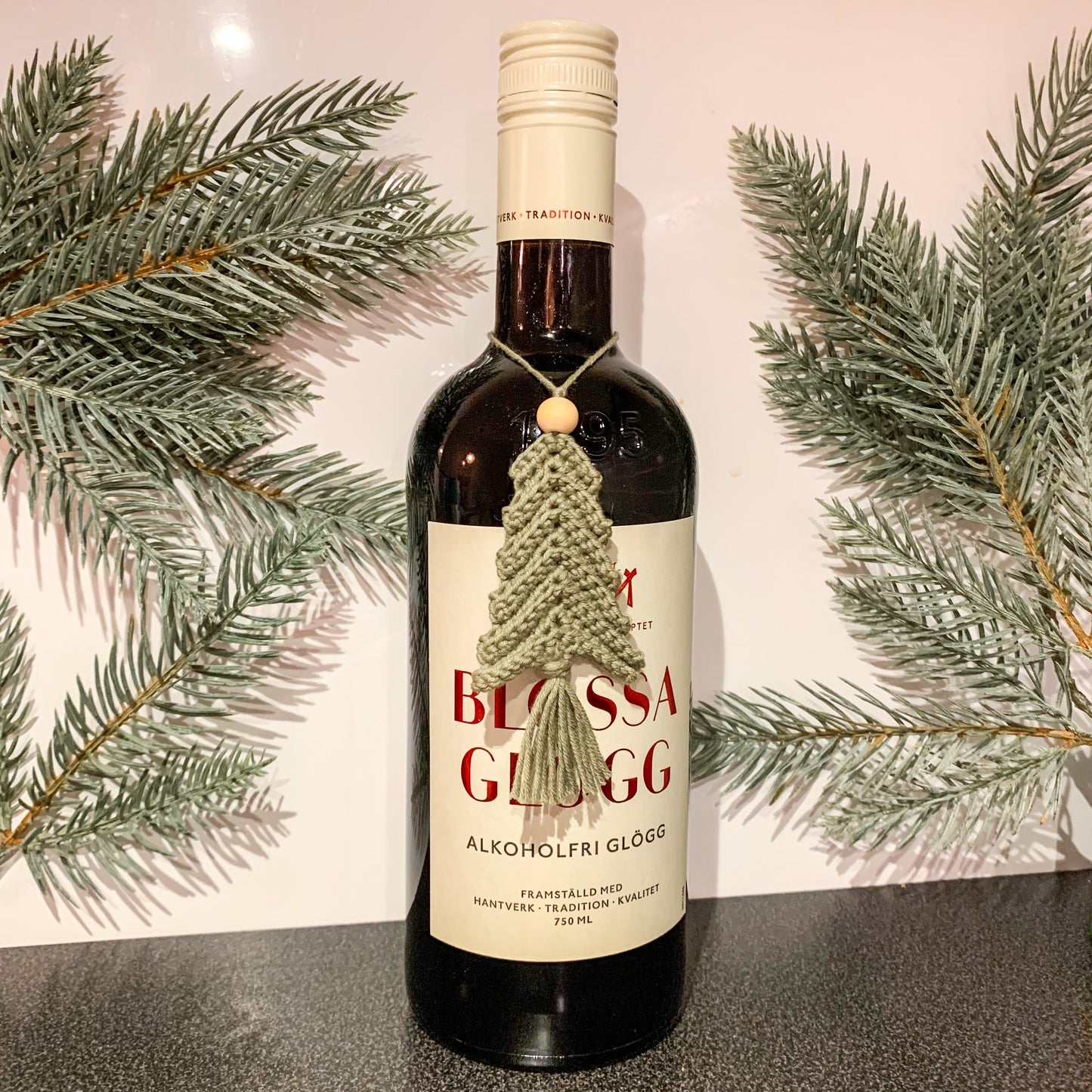 BUNDLE : Crochet heart, gnomes, trees, angels and round ornaments