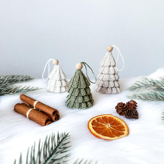 Crochet 3D Christmas tree pattern Freja with Scandinavian-inspired handmade holiday decor and textured details.