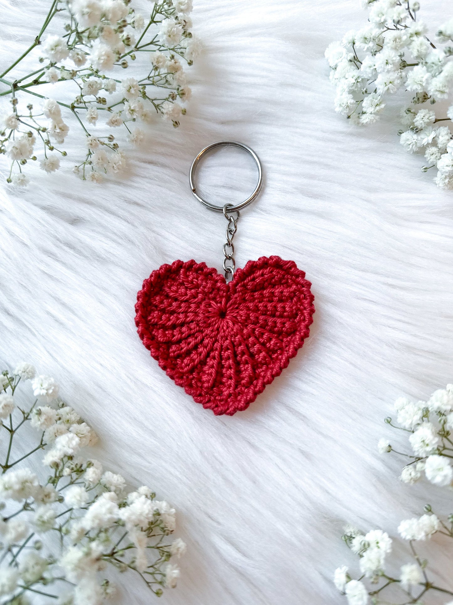 Crochet heart trivet pattern designed for handmade kitchen decor, gifts, and cozy home styling.