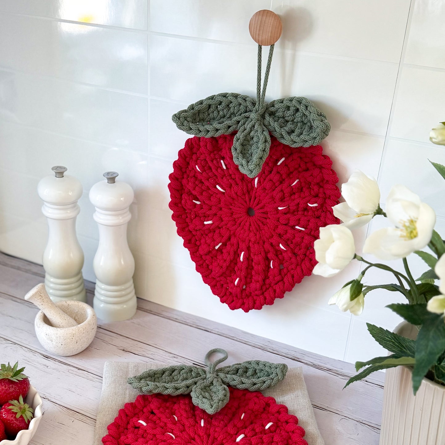 Crochet strawberry hotpad trivet kitchen decor