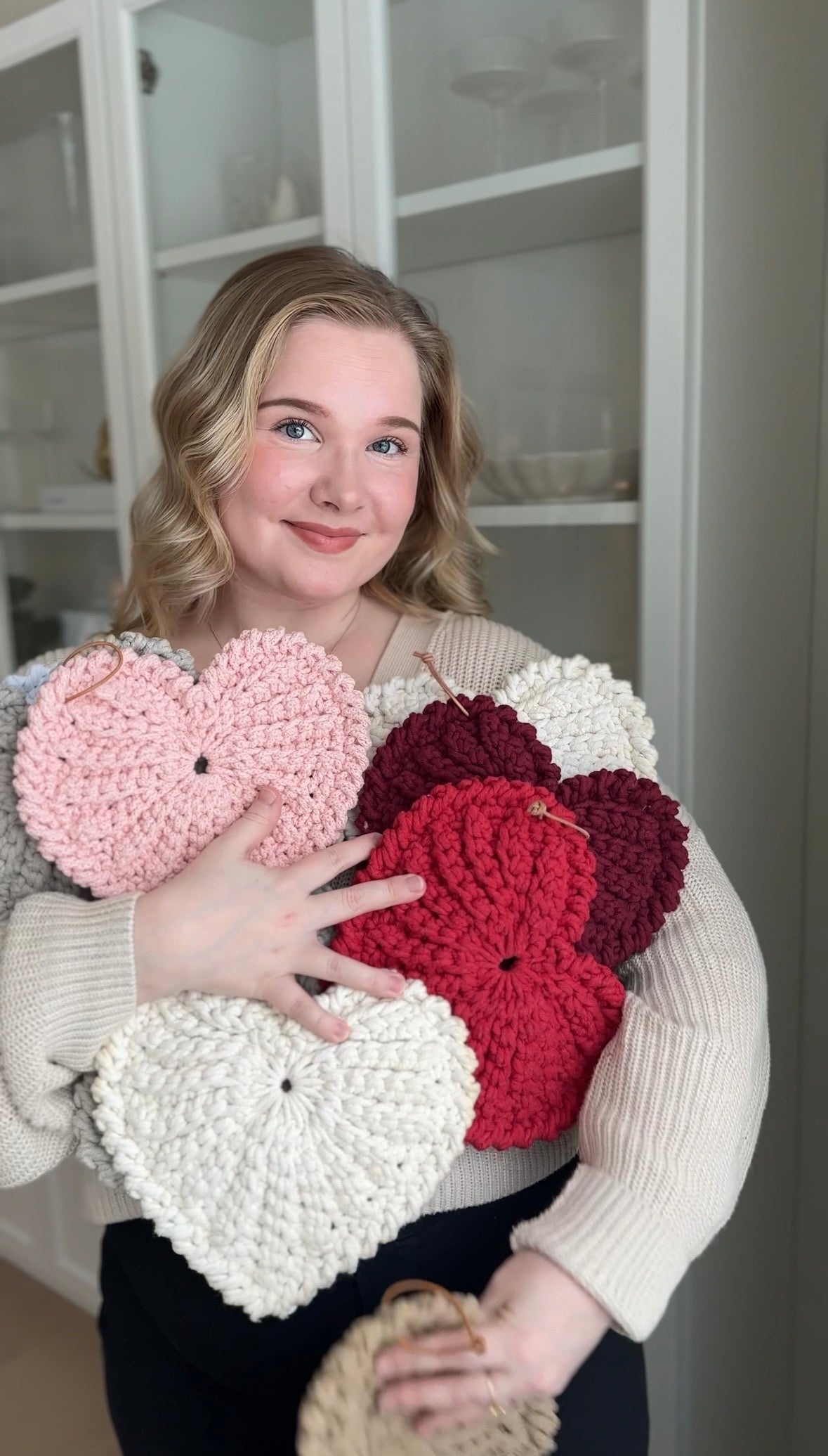 Neutral crochet heart trivet for modern Scandinavian home decor and handmade gifts.